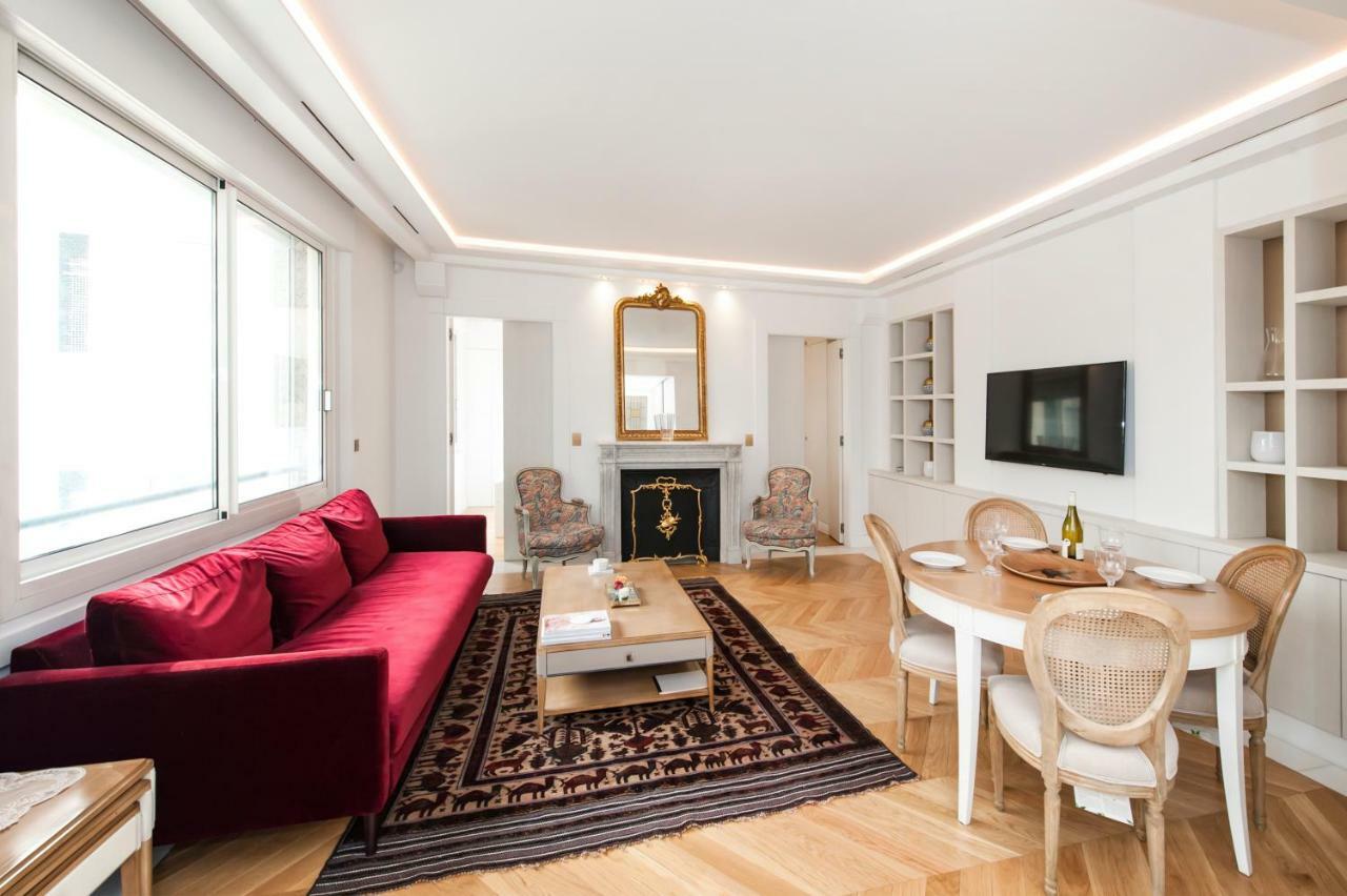 Luxury Montaigne Apartment Paris Luaran gambar