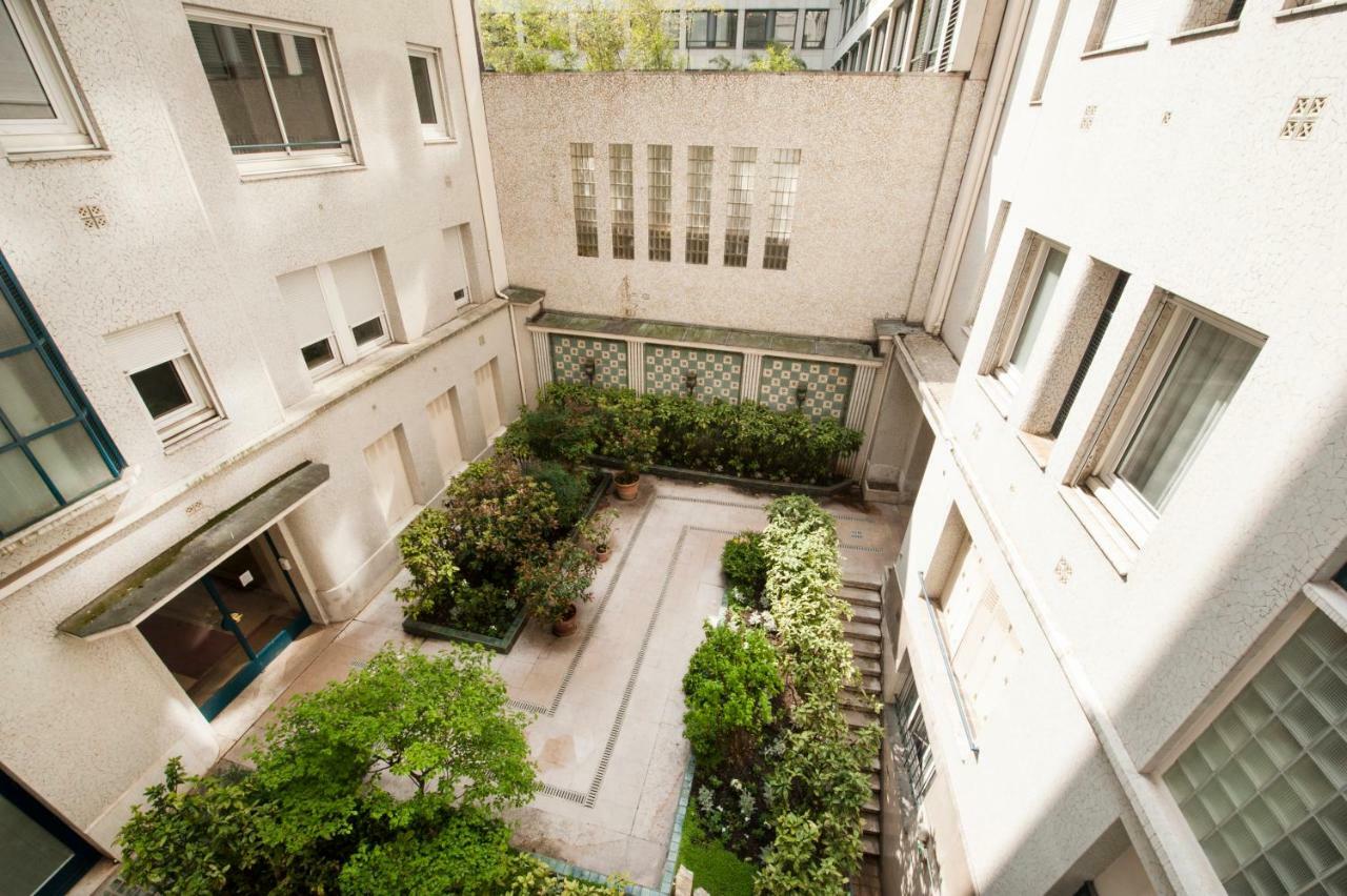 Luxury Montaigne Apartment Paris Luaran gambar